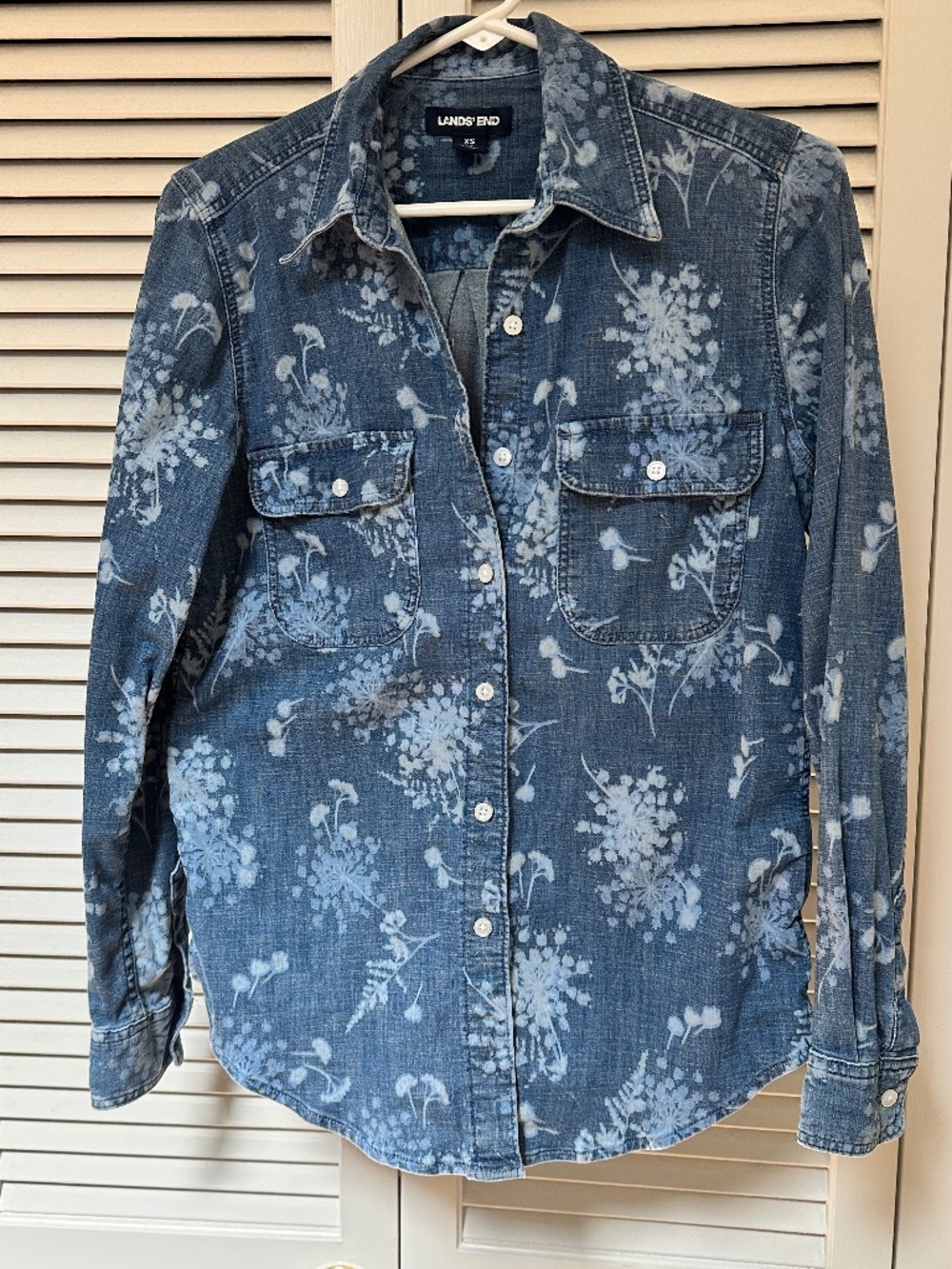 Land's End Cotton Denim Button Down Shirt Sun Print Floral Design XS
